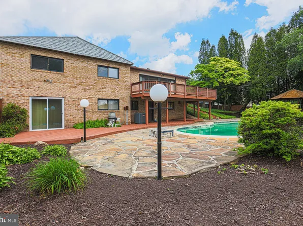 7119 Pheasant Cross Dr, Baltimore, MD 21209