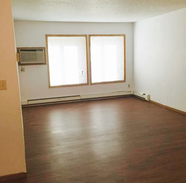 2 bed, 825 sqft, $1,020 — Photo 4