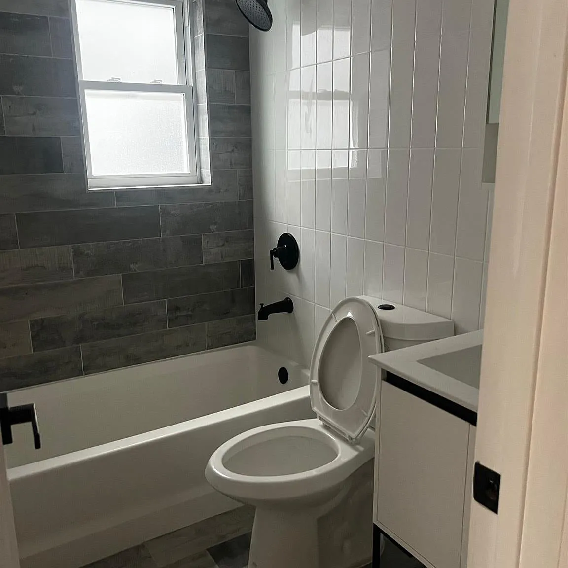 3 bed, 1153 sqft, $3,250 — Photo 4