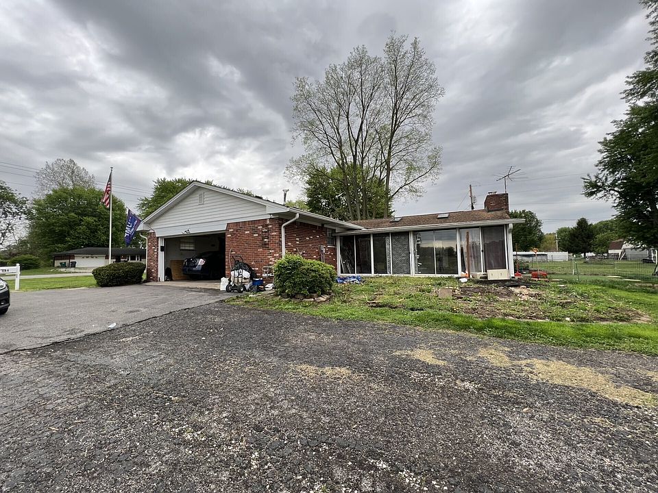 2nd image of 984 Mullinix Rd