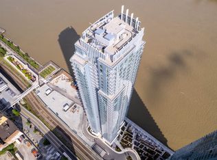 660 Quayside Dr #2104, New Westminster, BC