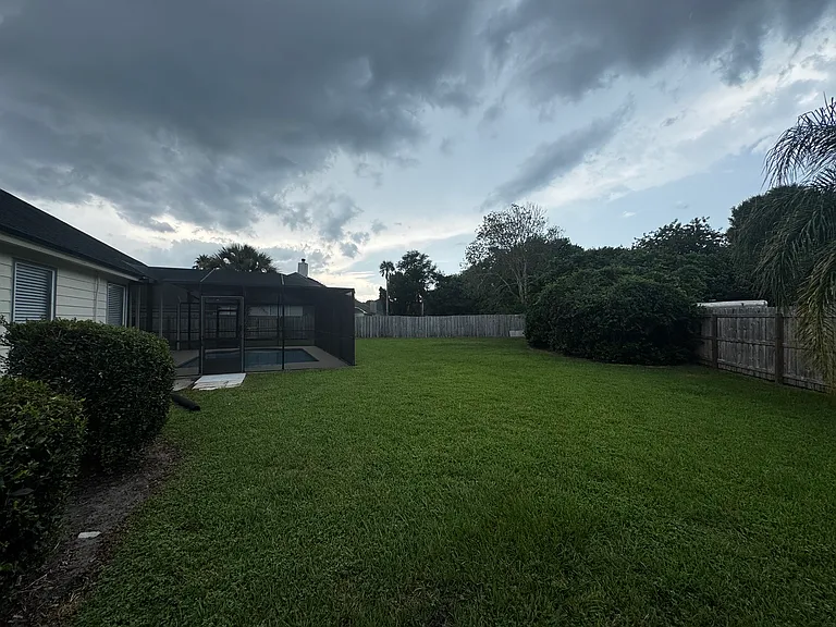 701 Cherry St — Photo 2