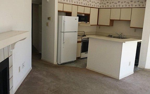5th image of 111 Dunbar Estates Dr APT 1003
