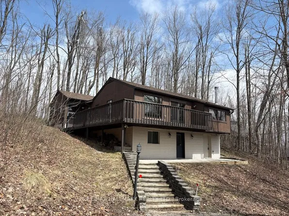 33 Huronwoods Dr, Oro Medonte, ON L0K 1E0