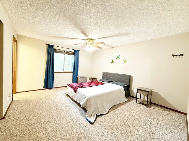 710 Parkway Ct NE — Photo 23