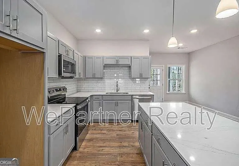 136 Crest Pointe — Photo 4