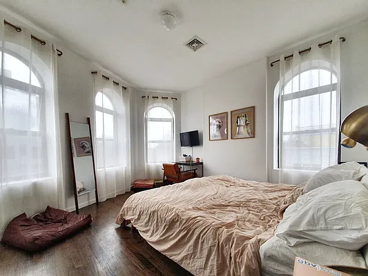 Rented by Corcoran | media 10