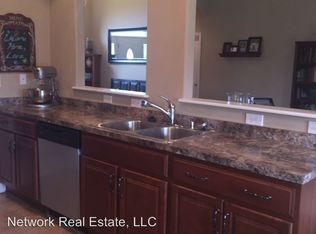 211 Robert East Ct, Radcliff, KY 40160