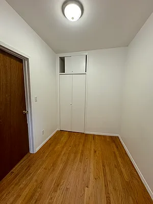 Rented by Compass | media 21