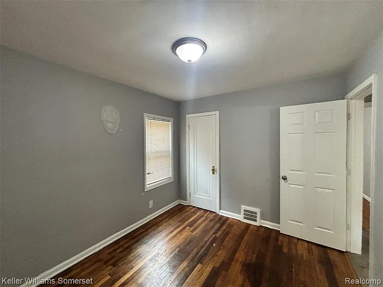 16898 Lilac St — Photo 5