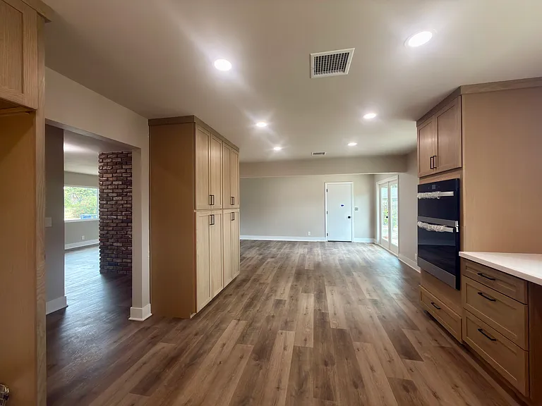 831 Monticello Dr — Photo 21