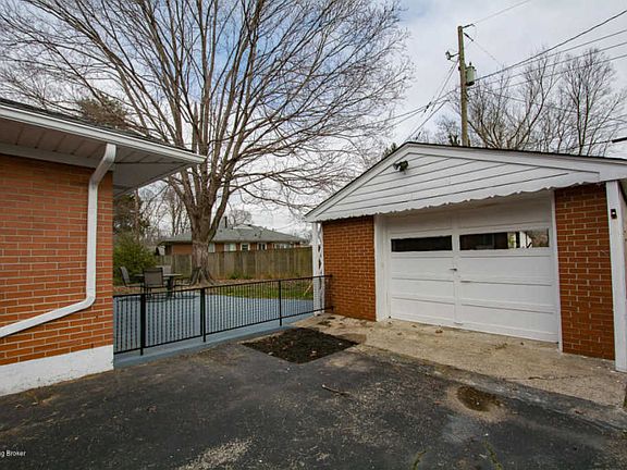 4th image of 3105 Aires Ct