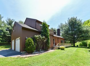 506 E Hyerdale Dr, Goshen, CT 06756