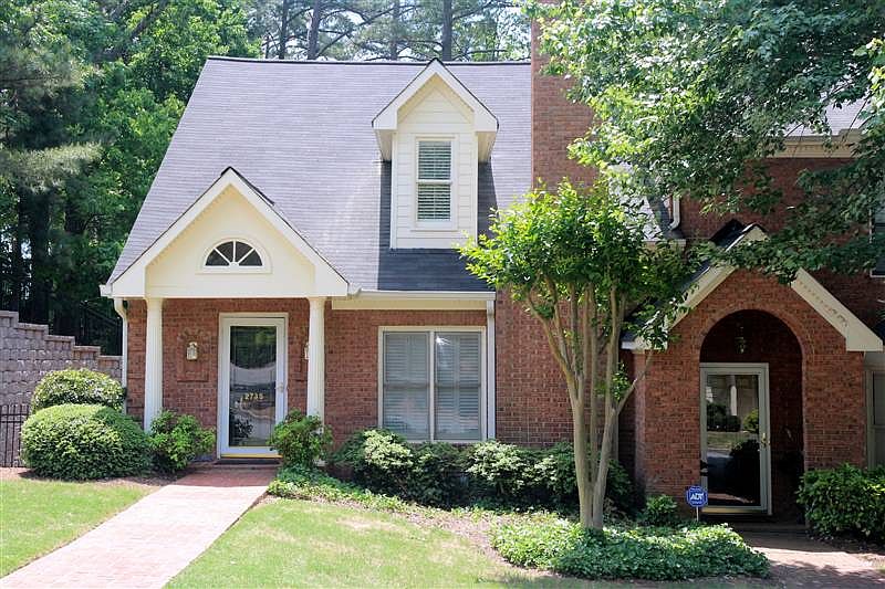 1st image of 2735 Holcomb Springs Dr