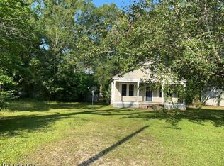 1331 N Main St, Columbia, MS 39429
