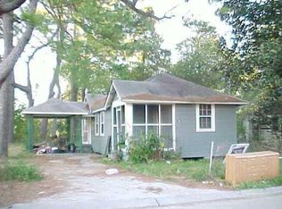 8037 Vincent St, New Orleans, LA 70128