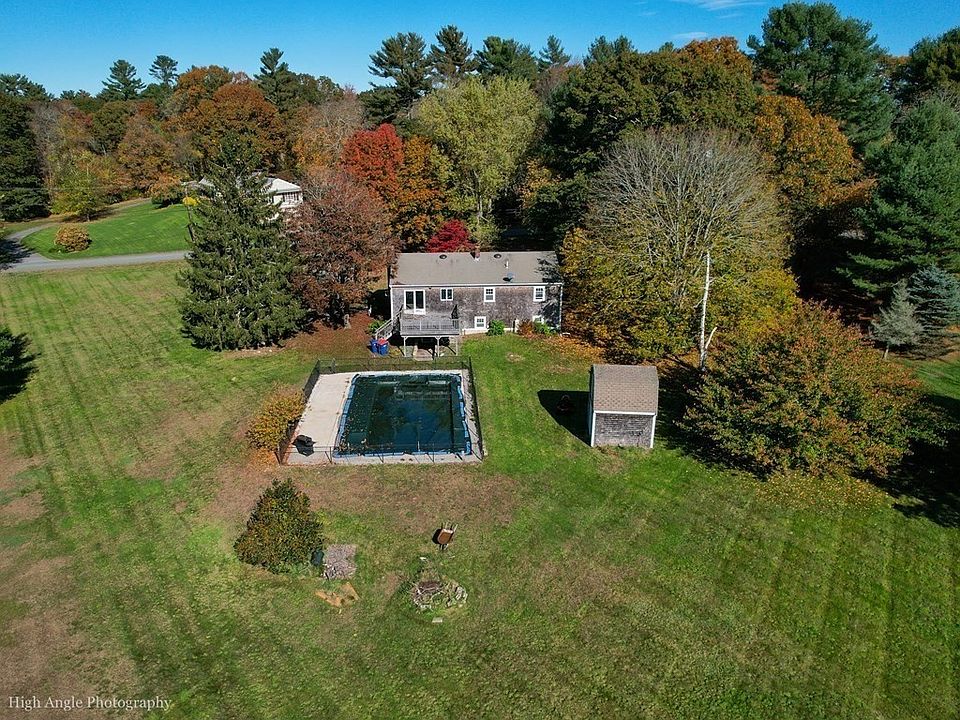 81 Snipatuit Rd, Rochester, MA 02770 Zillow