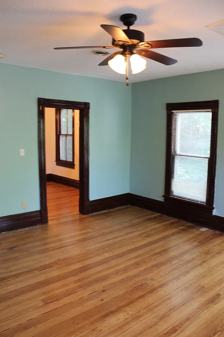 236 West End — Photo 4