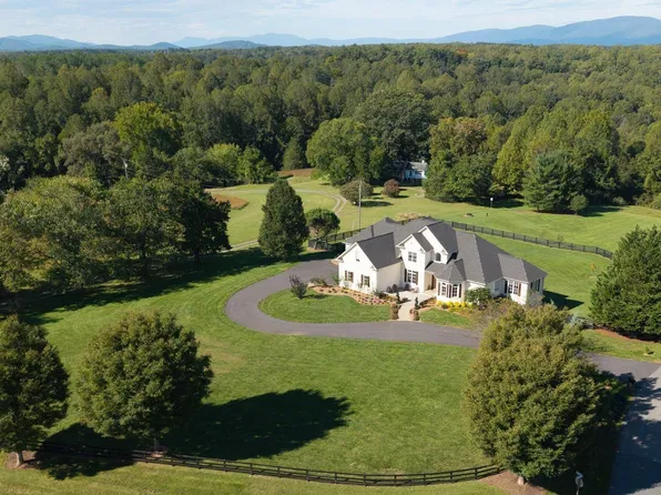 540 Sunrise Ln, Earlysville, VA 22936