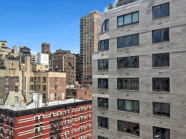 144 East 84th Street 10E image 3 of 14