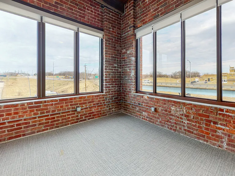 Station Lofts — Photo 1