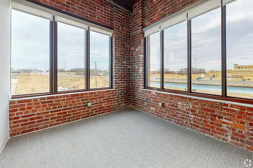 Station Lofts Photo 1