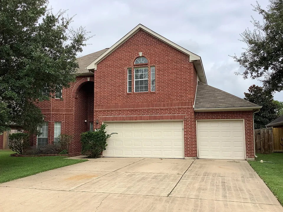 3340 Zubin Ln