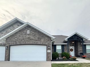 1655 N Old Castle Rd, Nixa, MO 65714