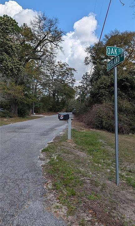 1st image of 215 Reed St #1