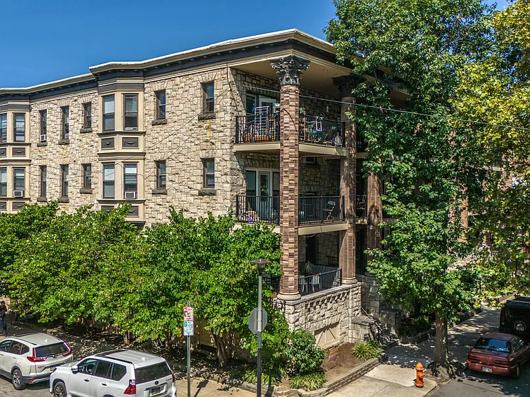 Pine Terrace Pine Terrace