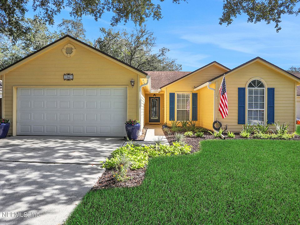 1st image of 2467 BLUFFTON Drive W