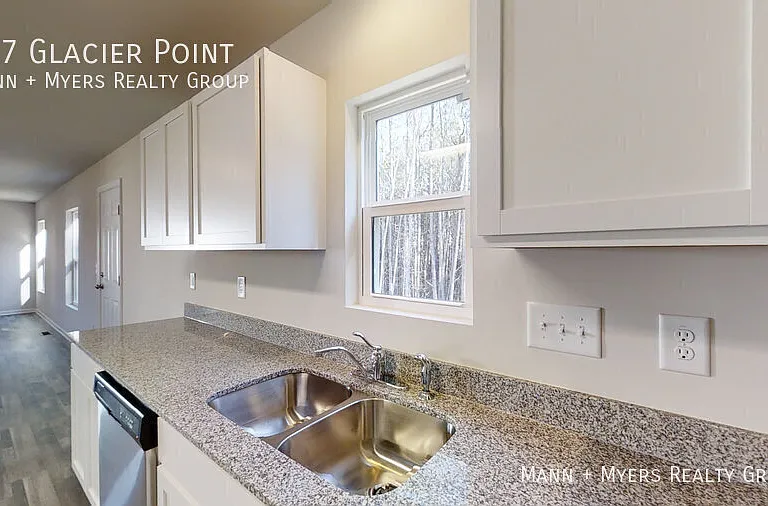 247 Glacier Point — Photo 13