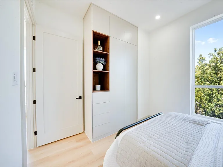 512 N Lancaster Ave #2 — Photo 20