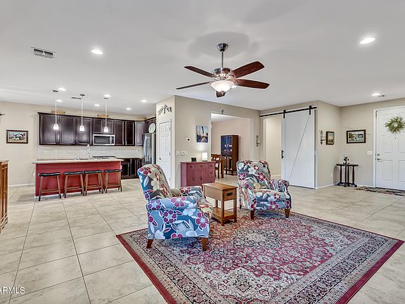 5th image of 42177 W BACCARAT Drive