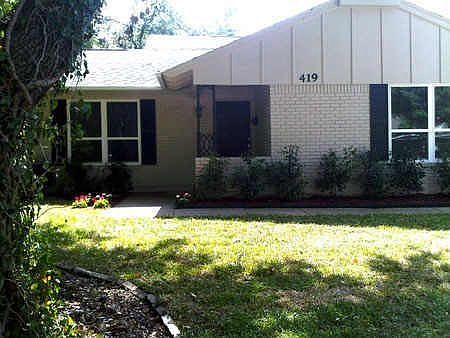 2nd image of 419 Staffordshire Dr