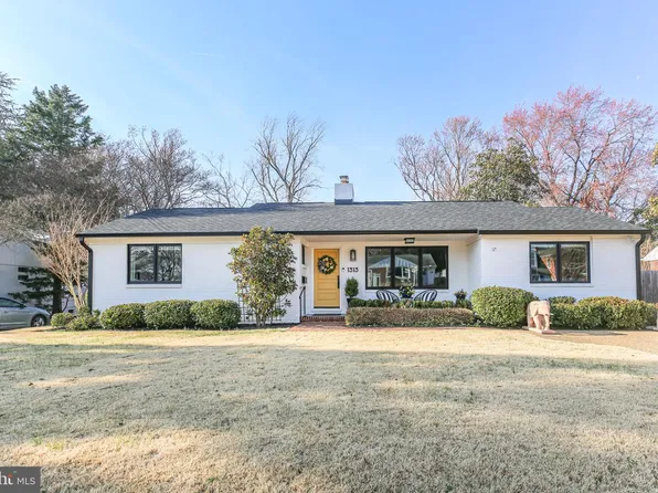 1313 Dandridge St, Fredericksburg, VA 22401