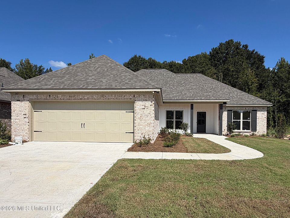 1st image of 147 Stapleton Dr