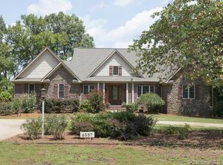 673 Sandbar Point, Clover, SC 29710