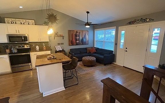 2nd image of 2068 Gribble Dr