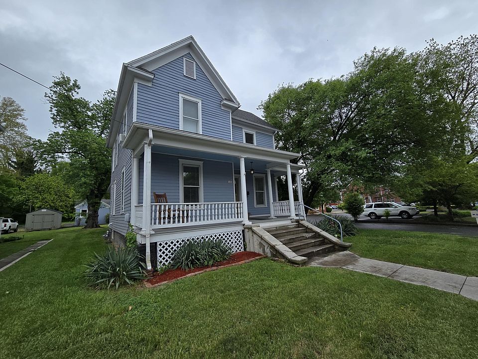 1st image of 223 W Locust St