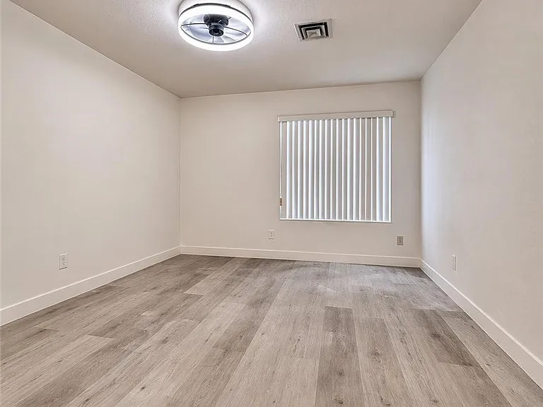 4724 Nara Vista Way #202 — Photo 9