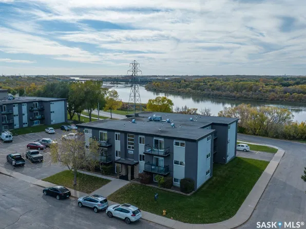 2106 Ste Cecilia Avenue #17, Saskatoon, SK S7M 0P2