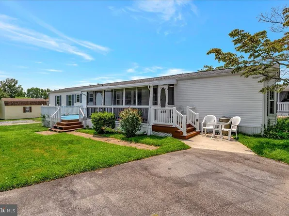 1032 11th Ave, Wilmington, DE 19808