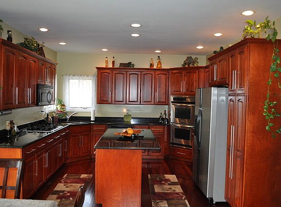 4th image of 7312 Blackhawk Dr