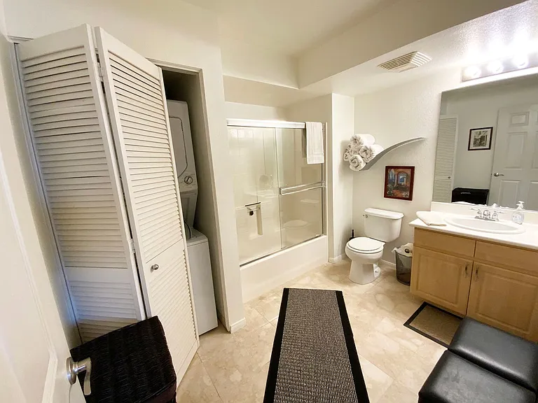 1970 Columbia St #315 — Photo 12
