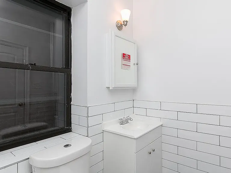 148 Hancock St #2B — Photo 12