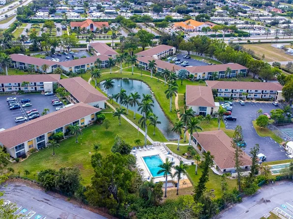 6184 Michelle Way APT 226, Fort Myers, FL 33919