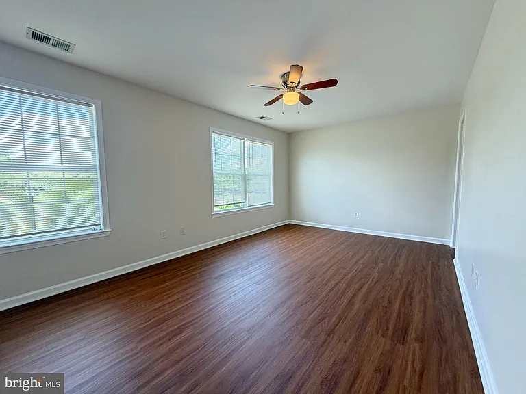 10 Meadow Court Gln — Photo 28