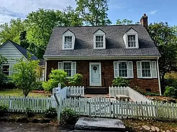 111 Hillcrest Ave, Clemson, SC 29631