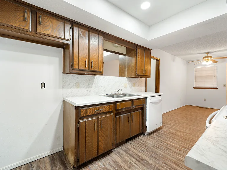 9910 Keisa Cir — Photo 9